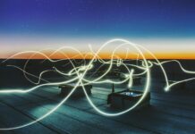 취약계층 냉·난방비 걱정 던다…올해 에너지바우처 신청 접수 time lapse photography of square containers at night